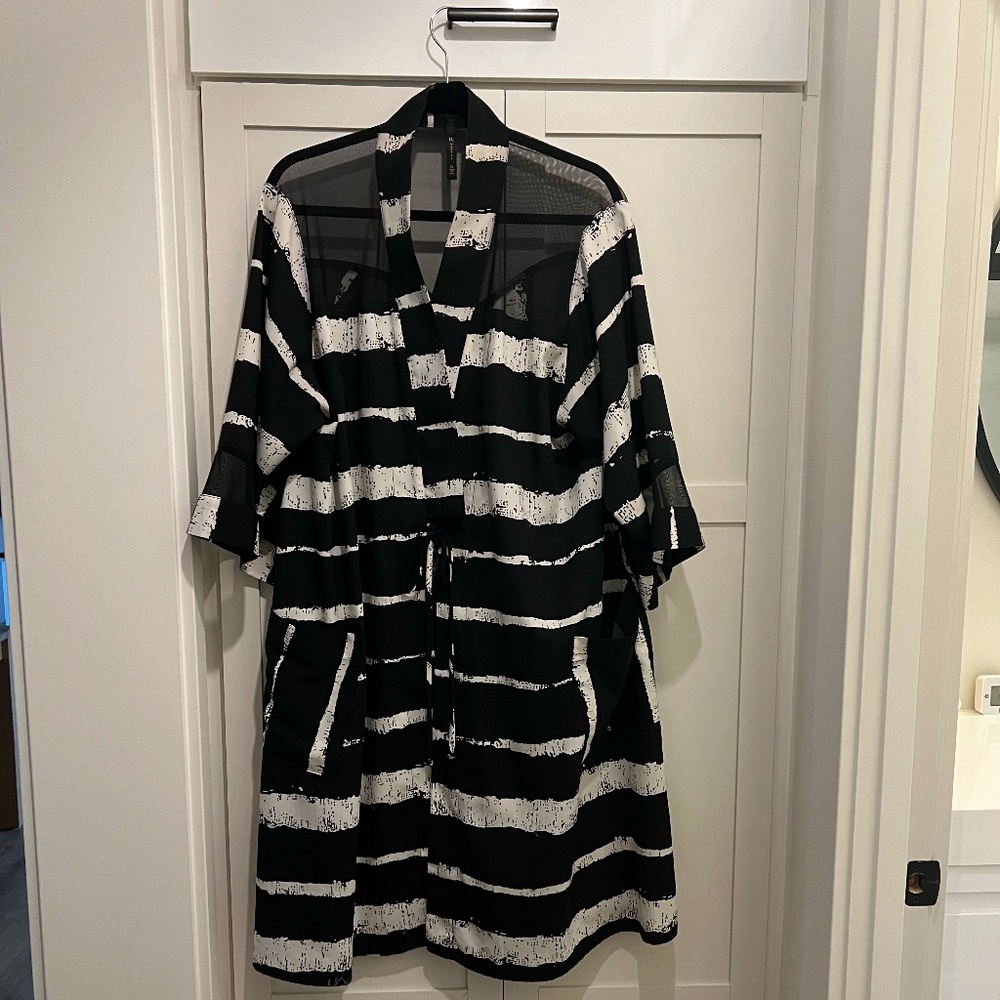 Brand new KIMONO with pockets